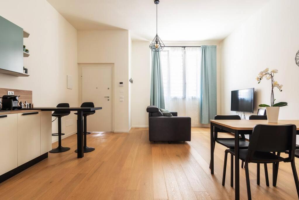ミラノKaizen House - Bilocale De Angeliアパートメント エクステリア 写真